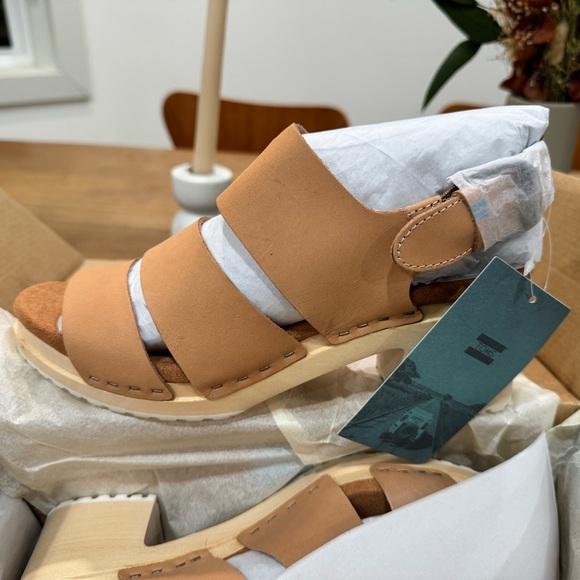 TOMS - Phoebe Shoe Size 7.5 - Picture 1 of 2